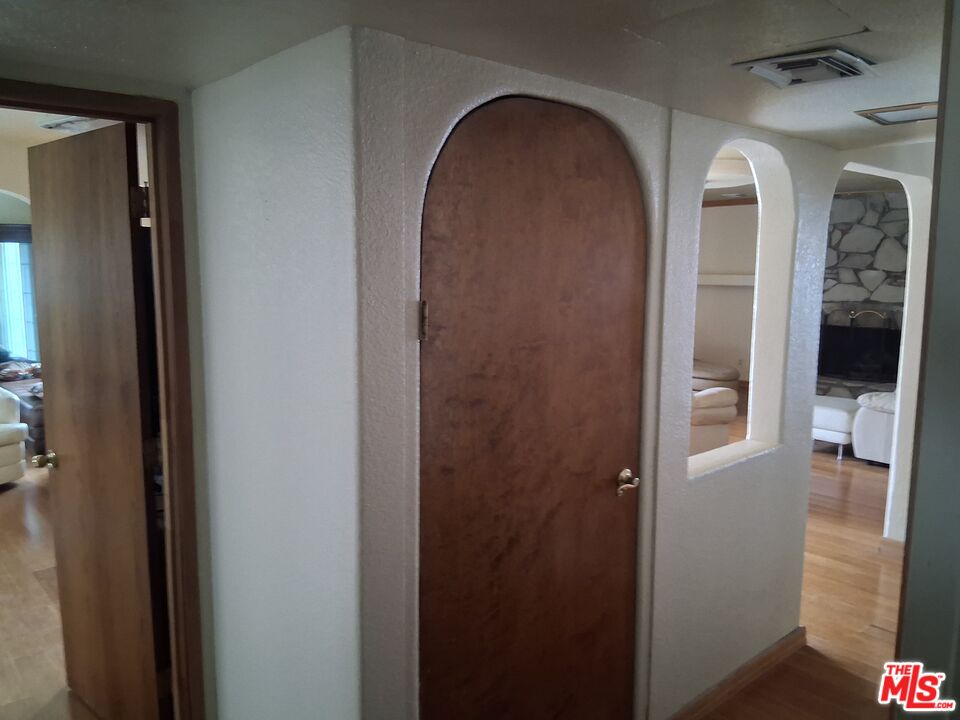 MLS #25613147 image #26