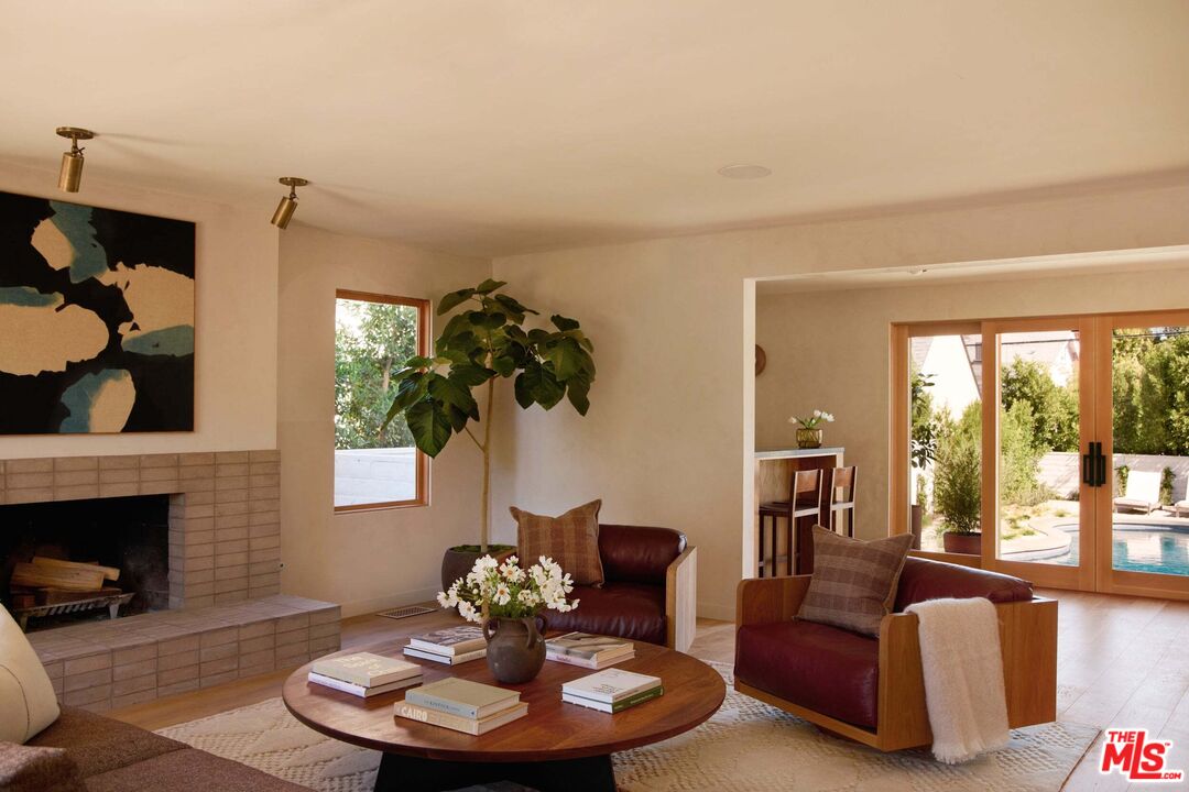 MLS #25613165 image #1