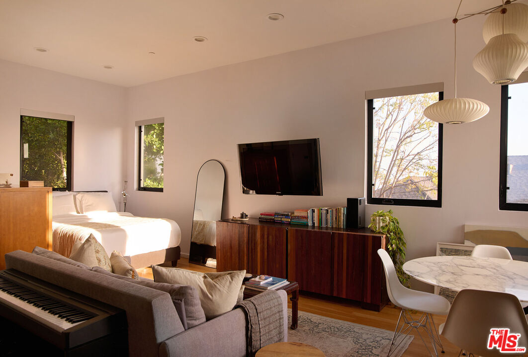 MLS #25613263 image #44