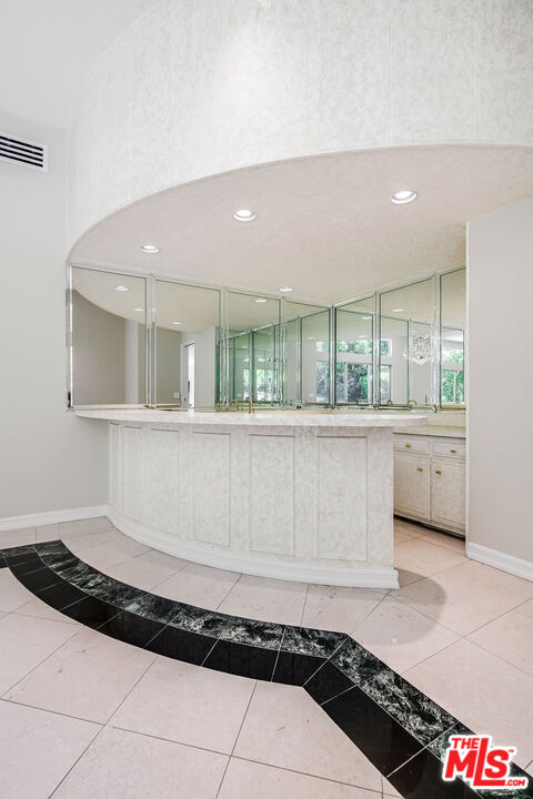 MLS #25613445 image #5