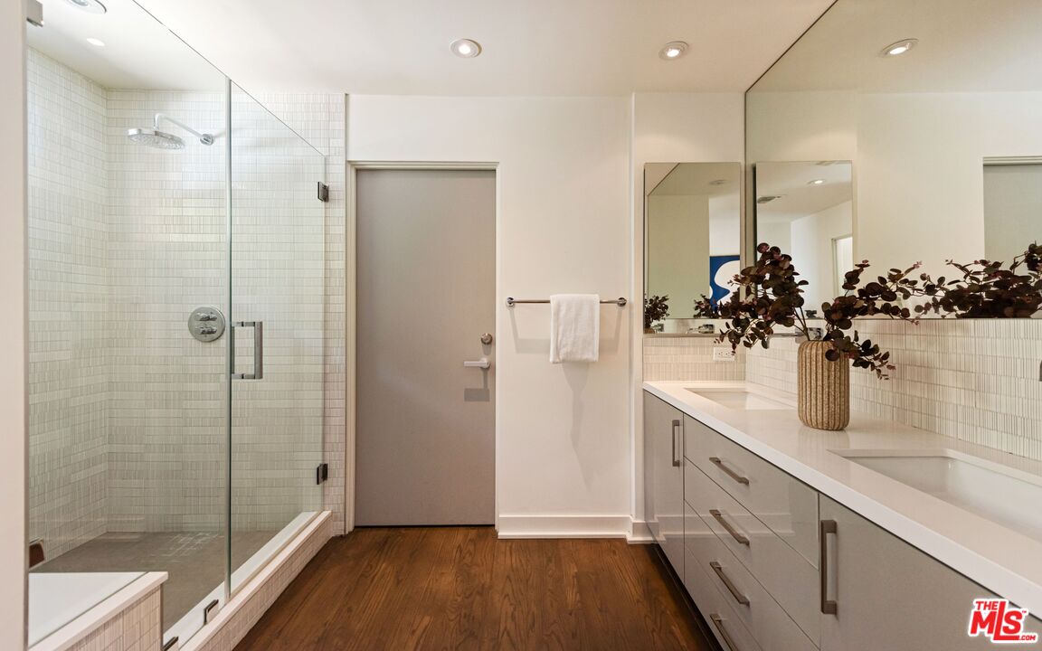 MLS #25613487 image #19