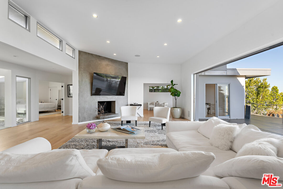 MLS #25613549 image #23