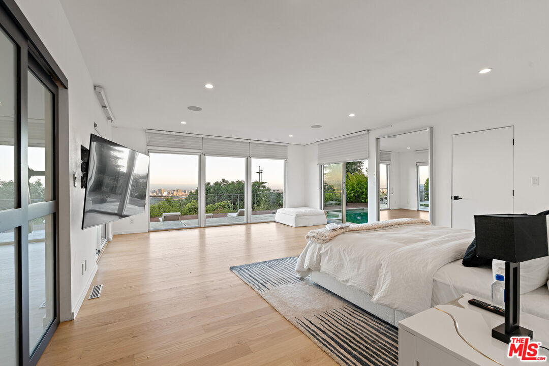 MLS #25613549 image #32