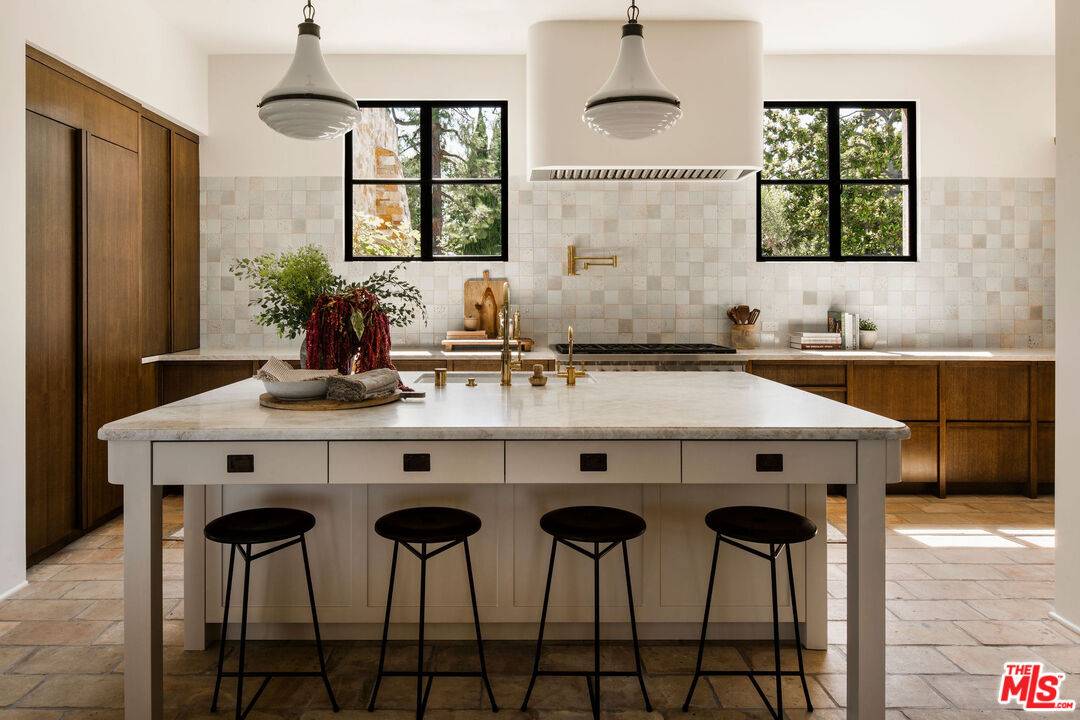 MLS #25613561 image #12