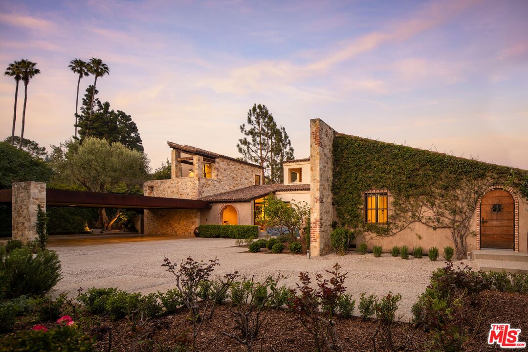 MLS #25613561 image #1