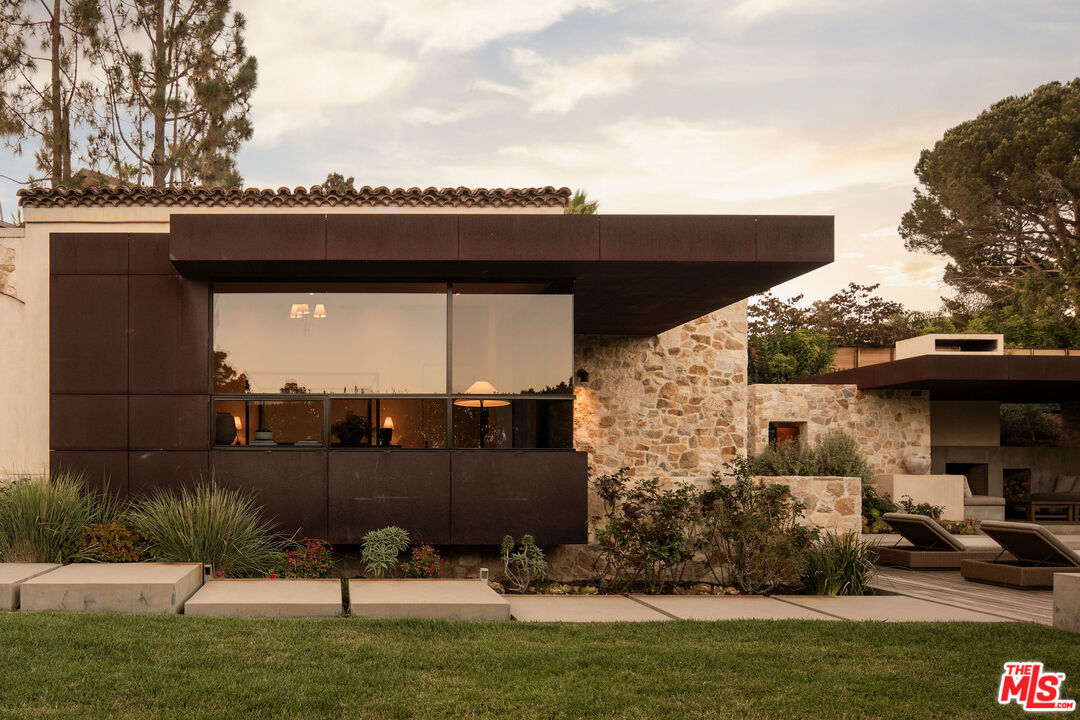 MLS #25613561 image #31