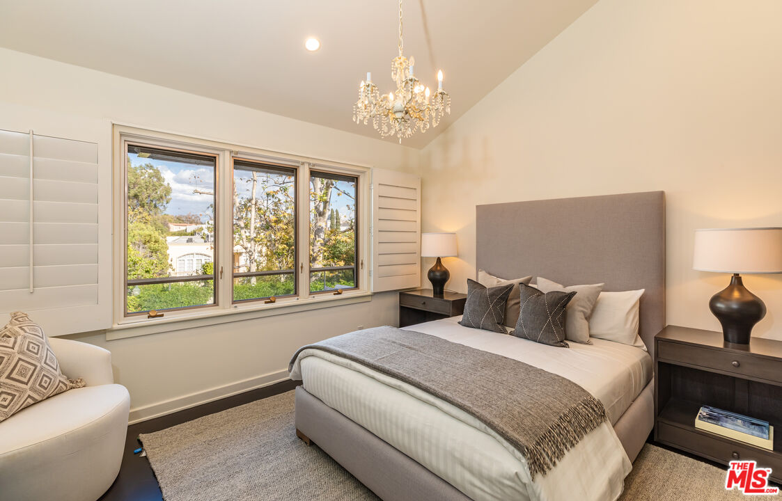 MLS #25613563 image #17