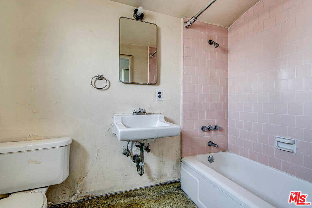 MLS #25613581 image #18