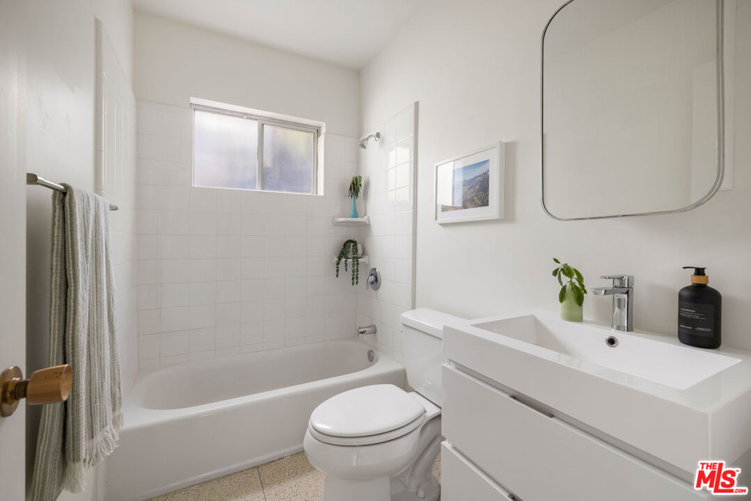 MLS #25613667 image #20