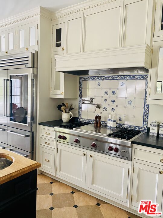 MLS #25613695 image #12