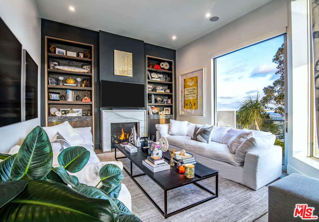 MLS #25613831 image #5