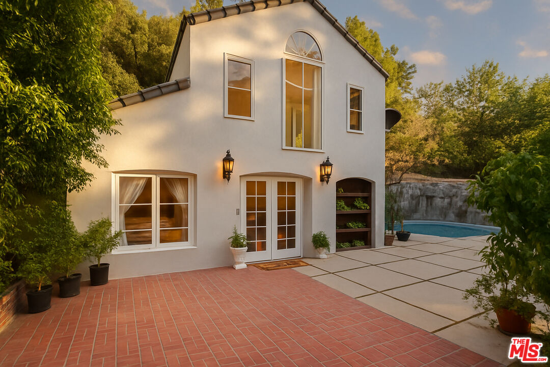 MLS #25613855 image #0