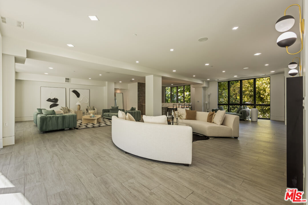 MLS #25613933 image #27