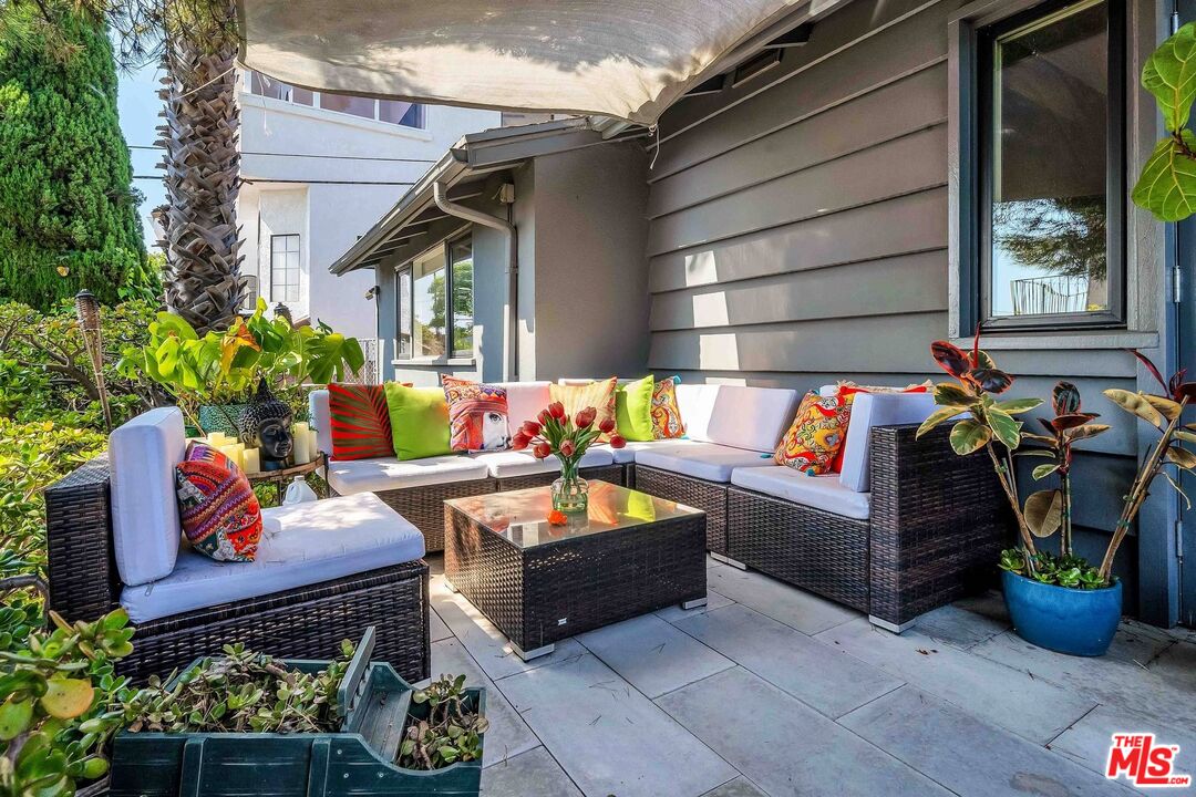 MLS #25614043 image #1