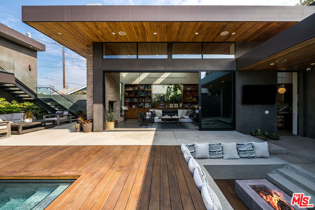 MLS #25614083 image #24