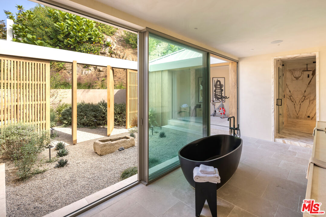 MLS #25614153 image #19