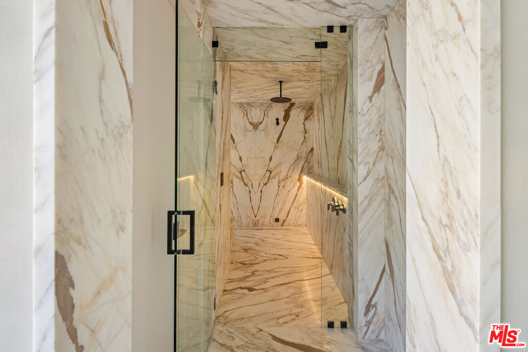 MLS #25614153 image #20