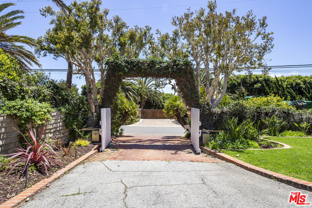 MLS #25614175 image #27