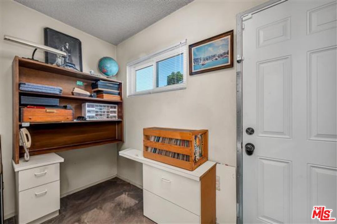 MLS #25614233 image #23