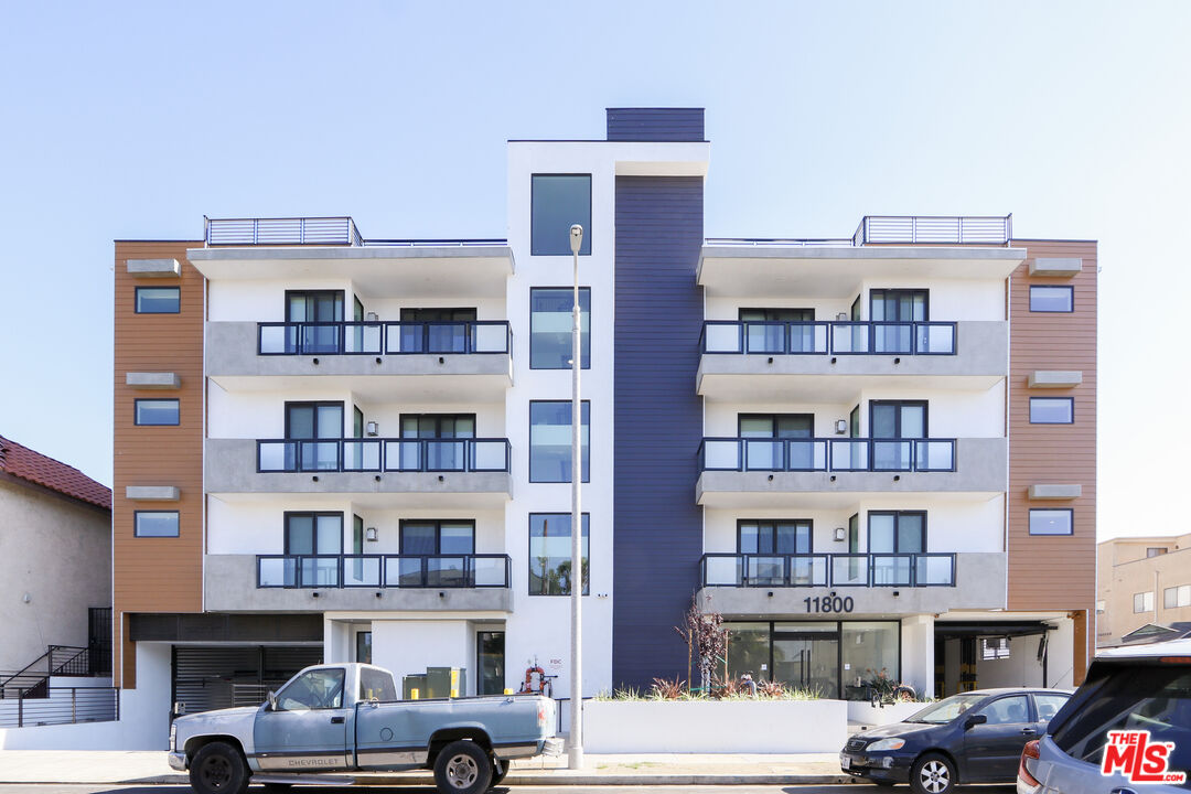 MLS #25614243 image #16