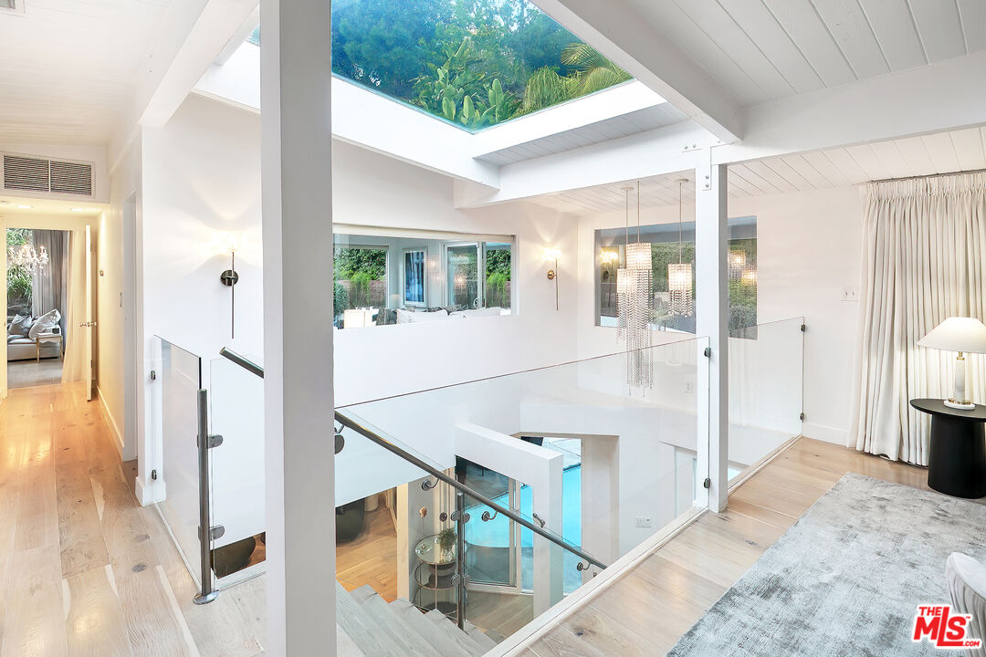 MLS #25614285 image #2