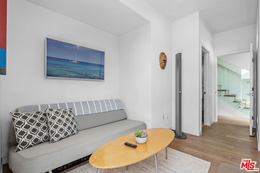 MLS #25614299 image #5