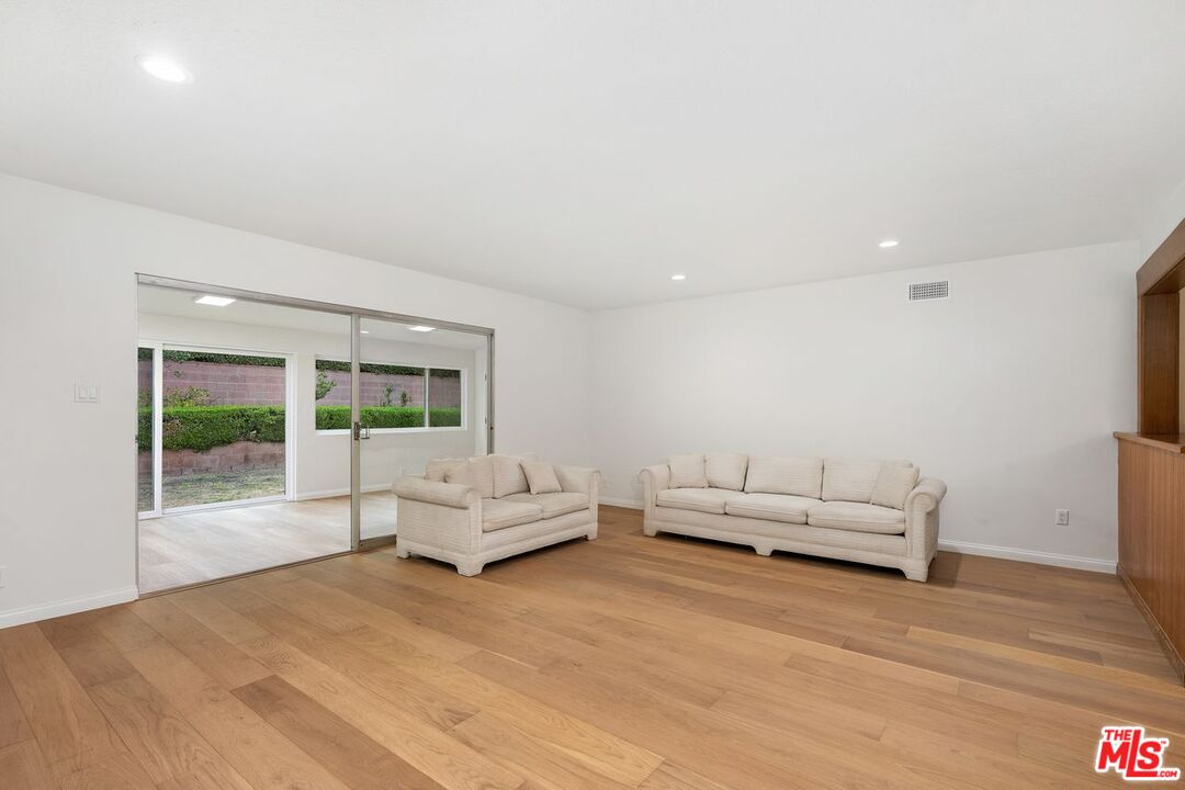 MLS #25614327 image #5