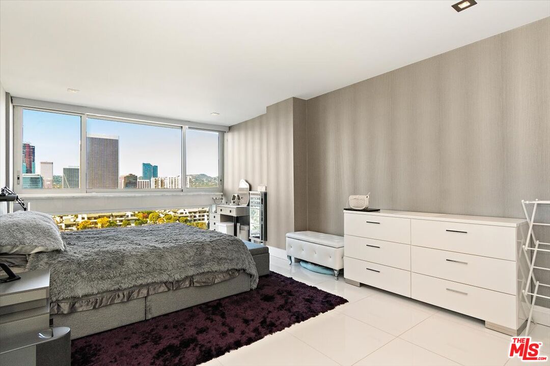 MLS #25614357 image #16