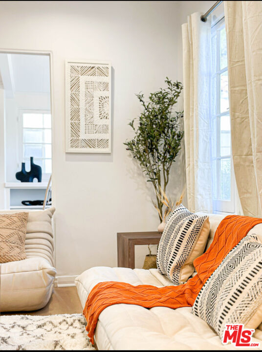 MLS #25614363 image #1