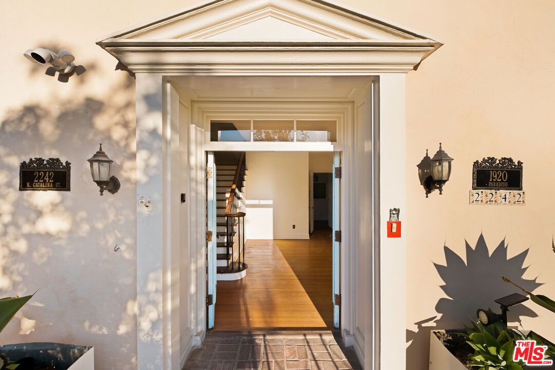 MLS #25614409 image #2