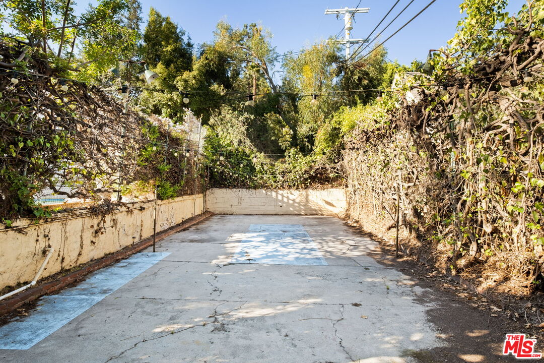 MLS #25614409 image #33