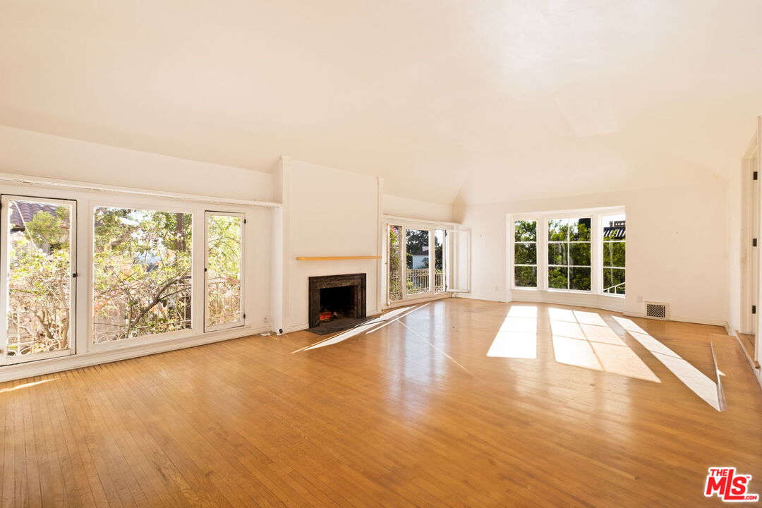 MLS #25614409 image #5