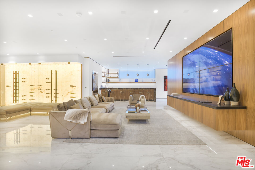 MLS #25614421 image #12