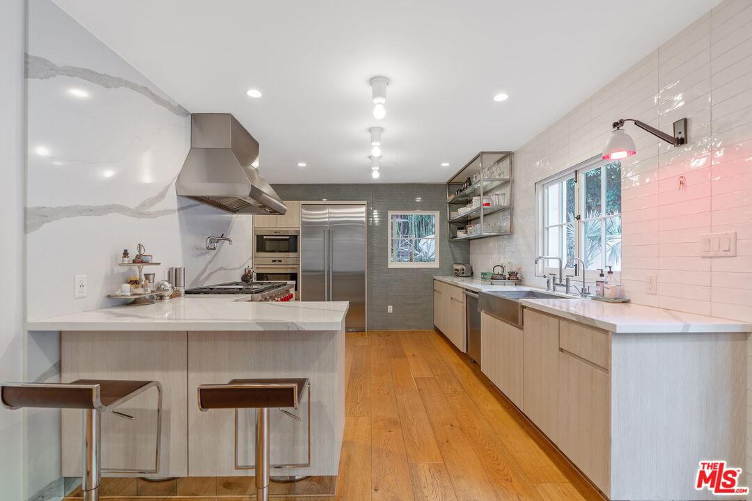 MLS #25614441 image #16