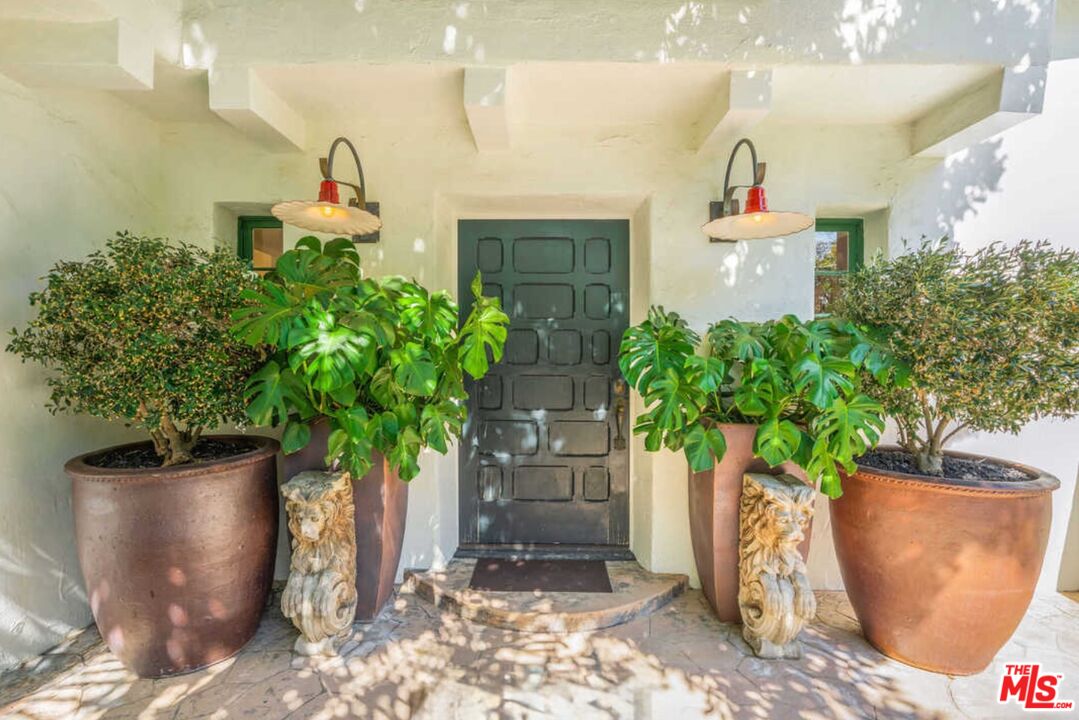 MLS #25614441 image #2