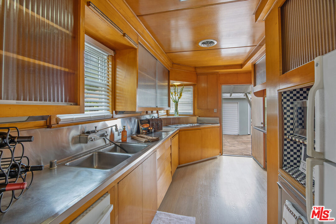 MLS #25614459 image #3