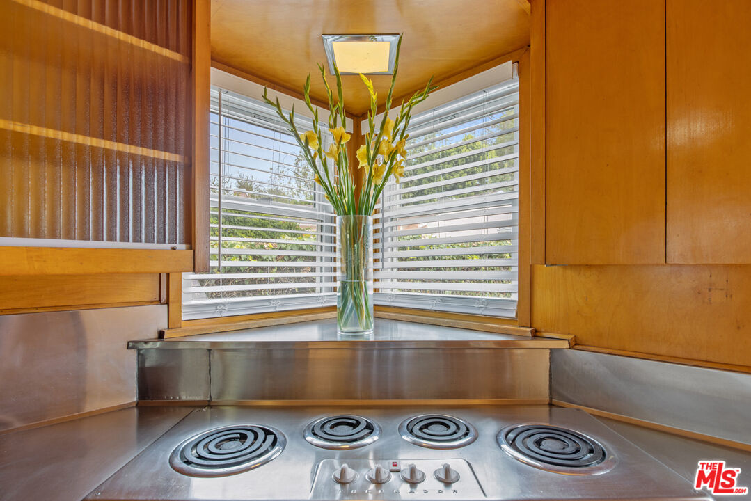 MLS #25614459 image #5