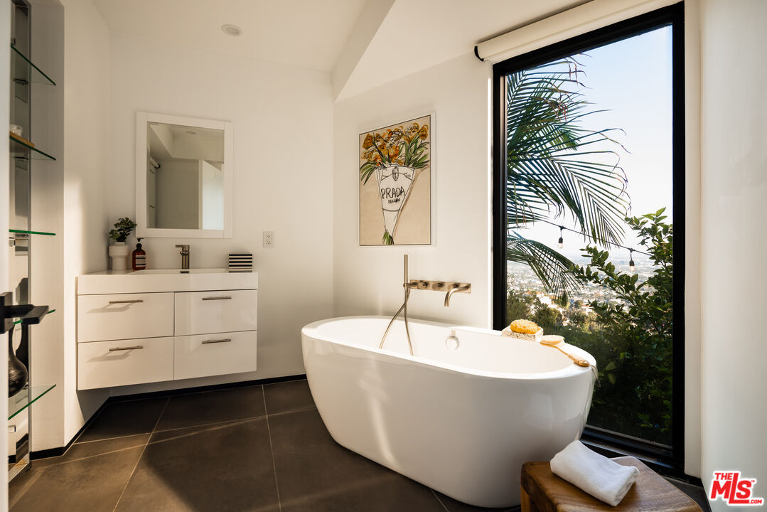 MLS #25614487 image #19