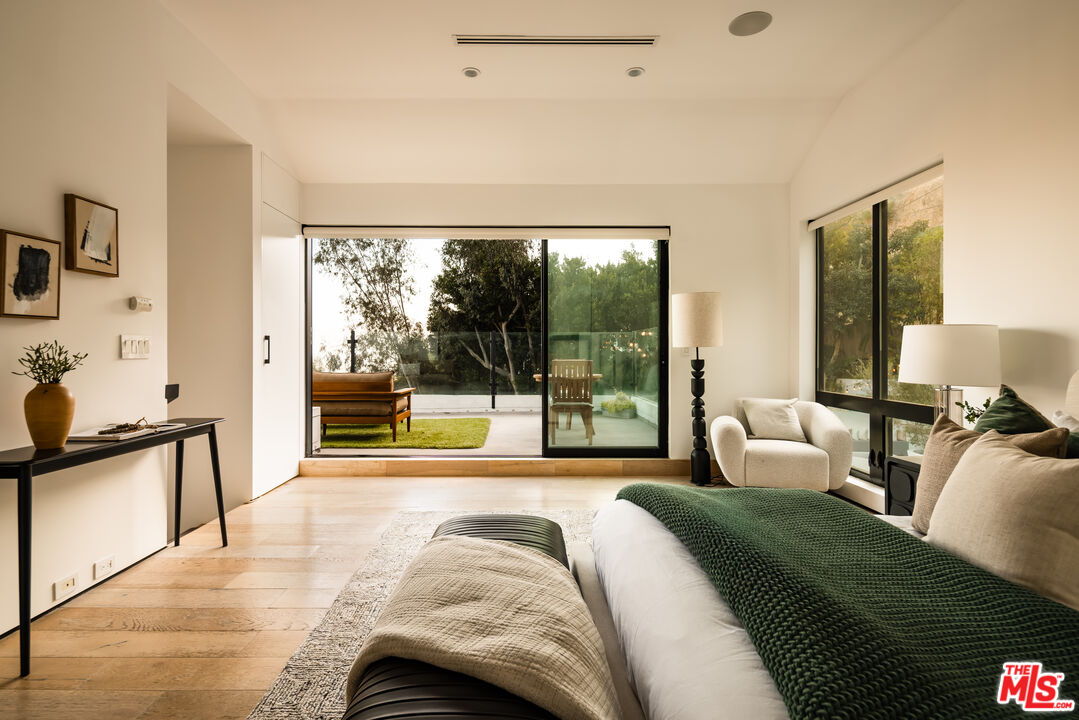 MLS #25614487 image #23