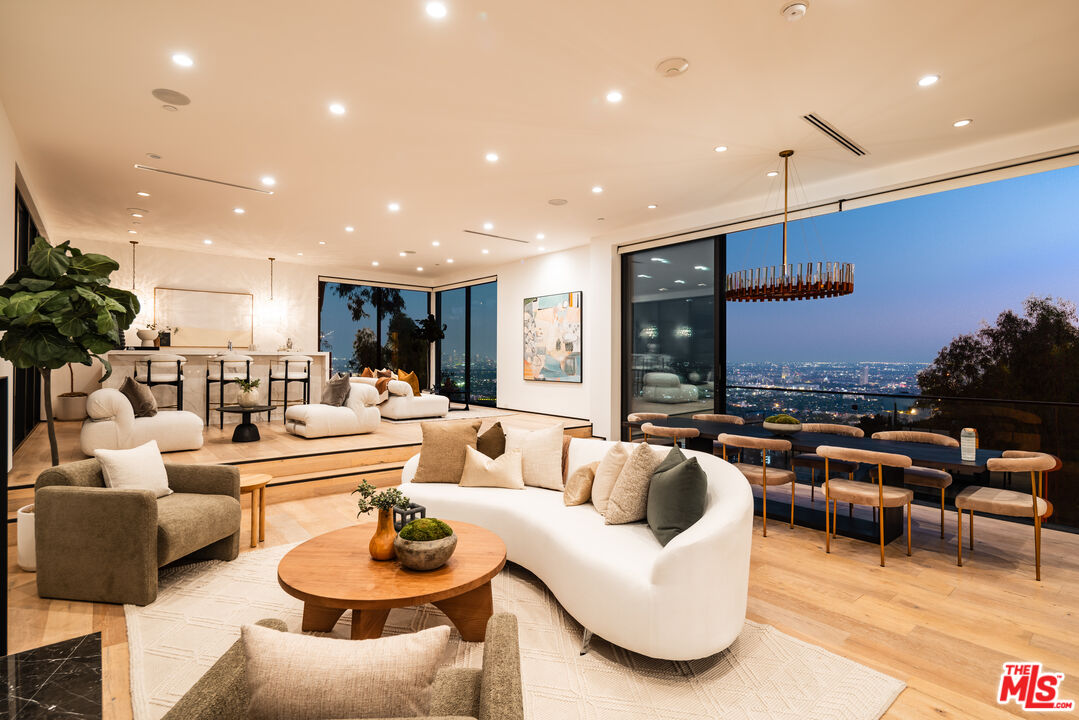 MLS #25614487 image #28