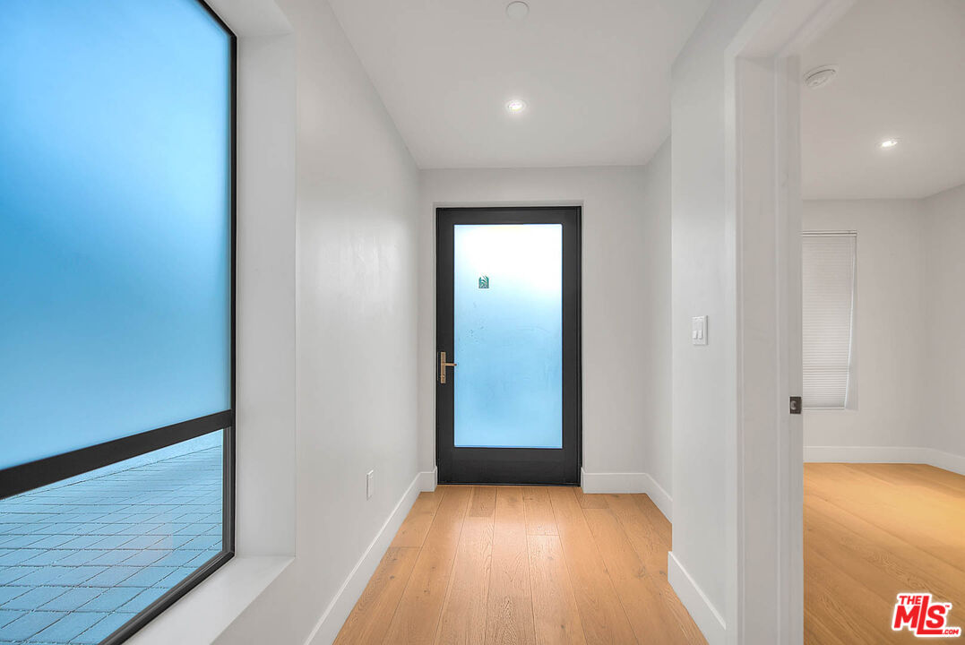 MLS #25614585 image #30