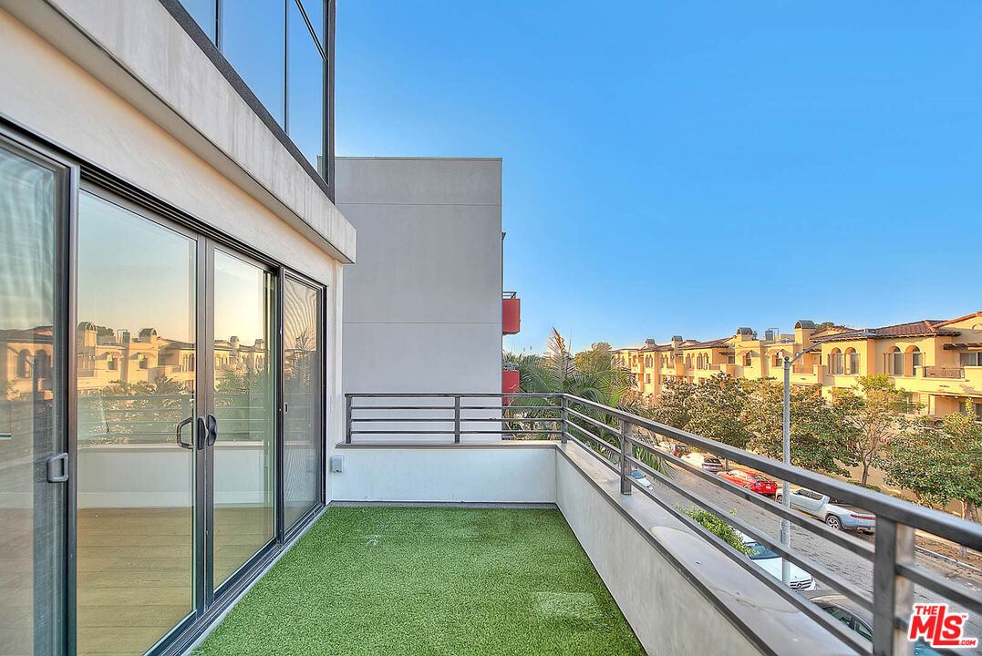 MLS #25614585 image #3