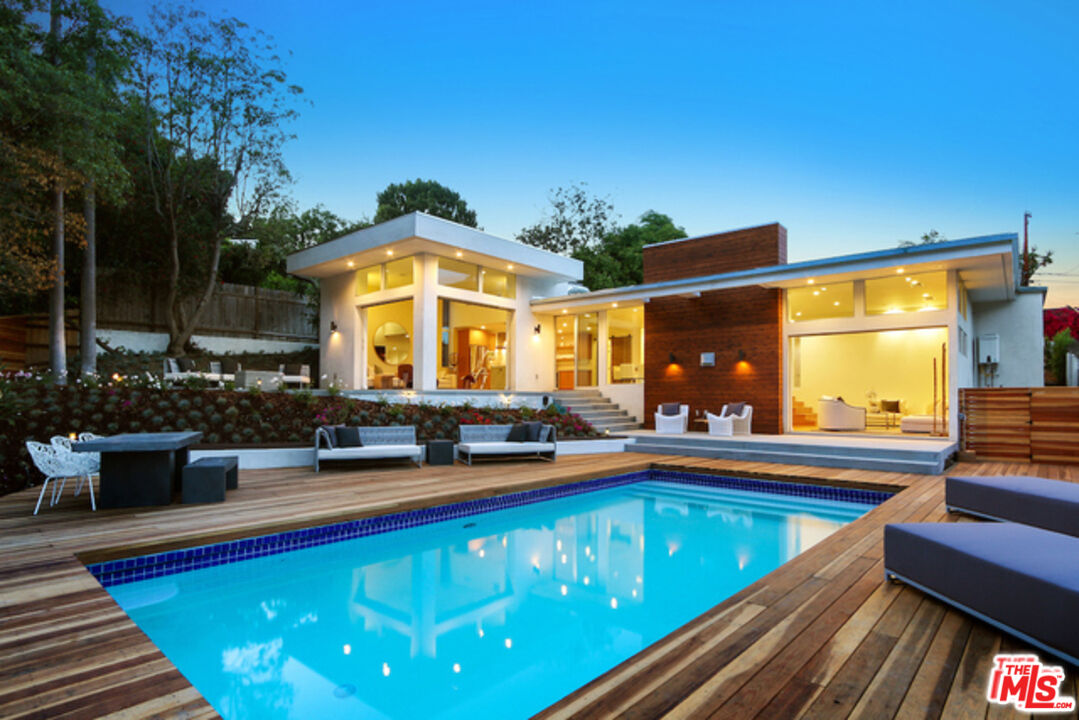 MLS #25614621 image #1