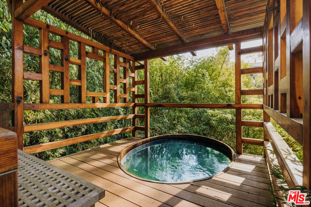 MLS #25614695 image #23