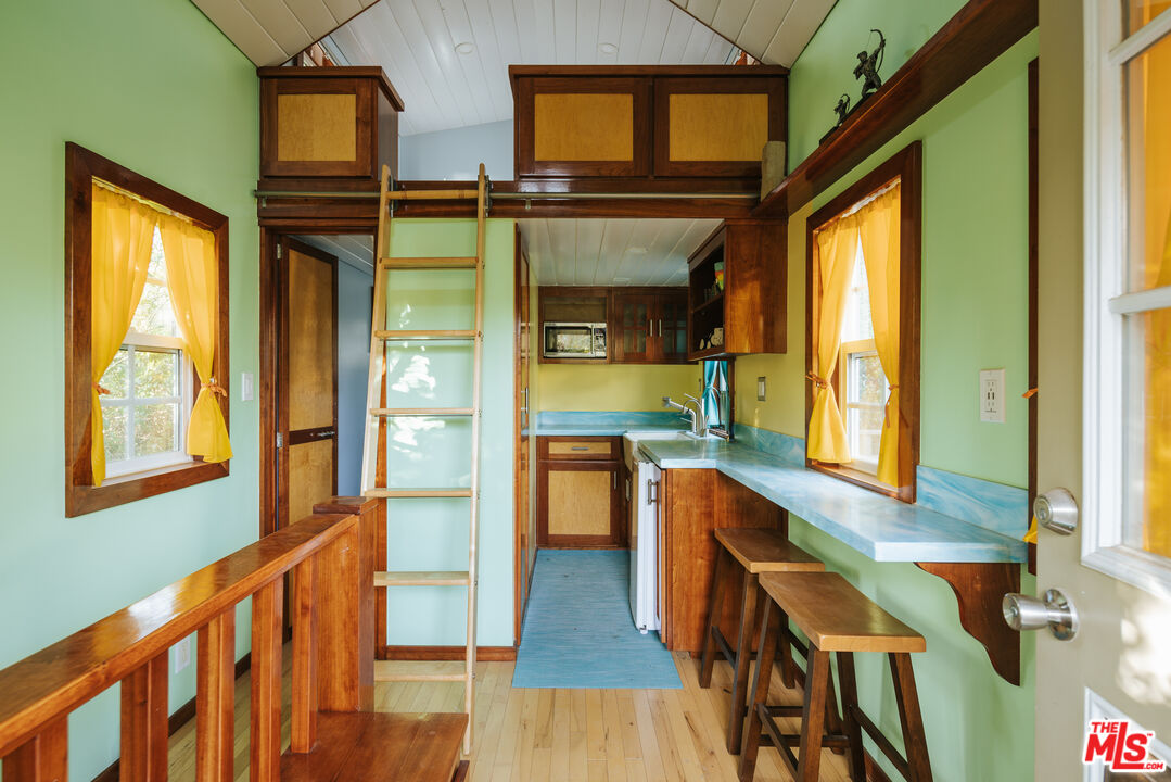 MLS #25614695 image #25