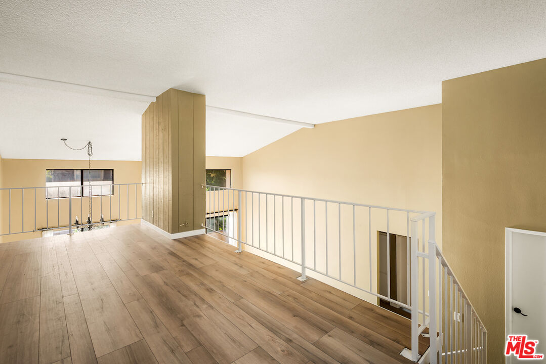 MLS #25614837 image #21