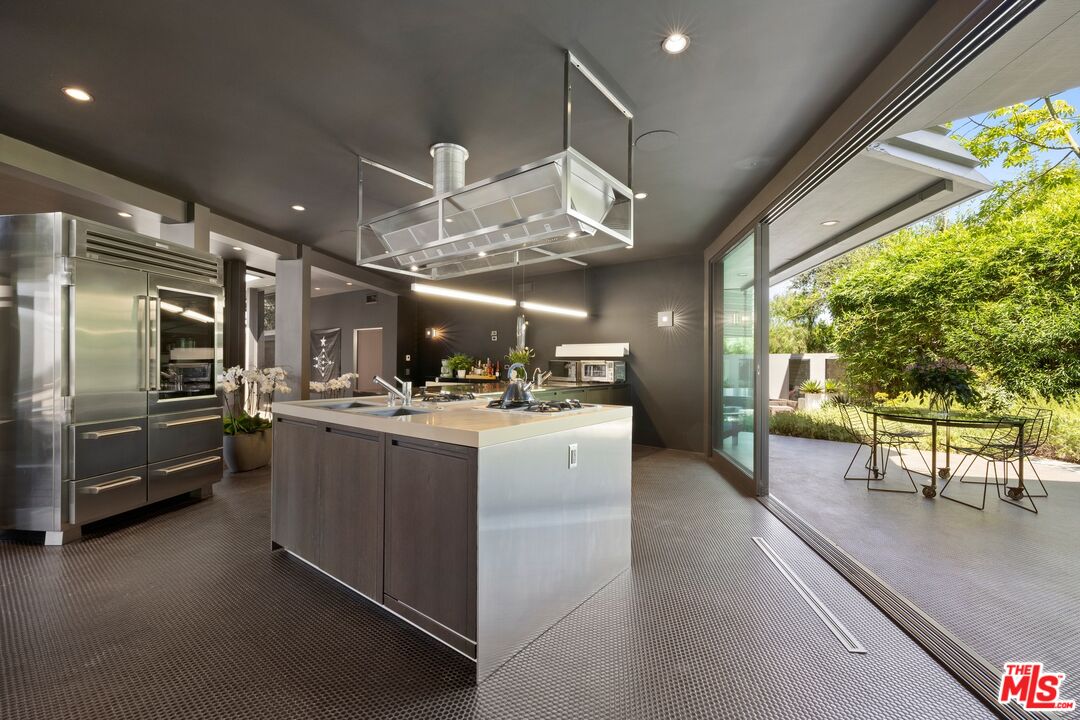 MLS #25614903 image #15