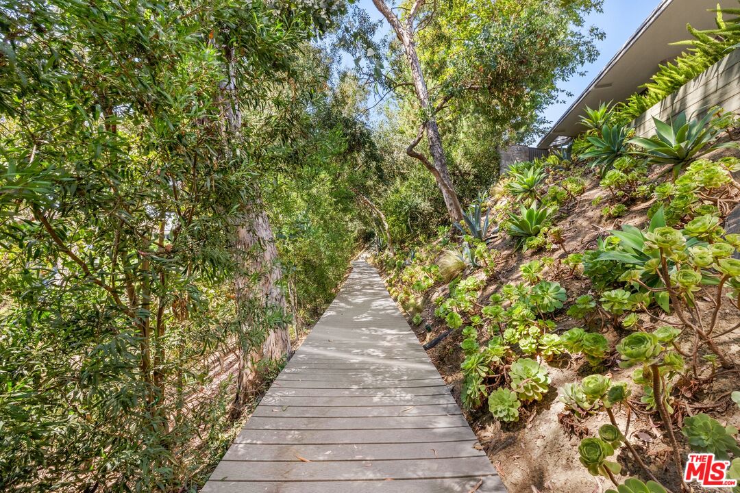 MLS #25614903 image #50