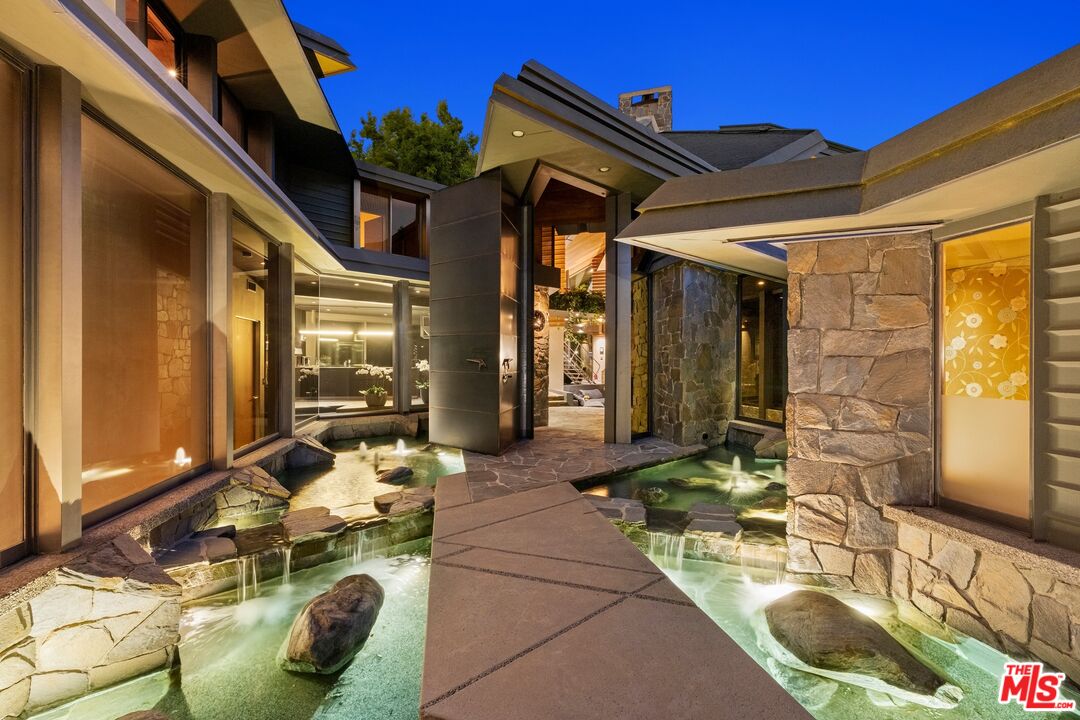 MLS #25614903 image #60