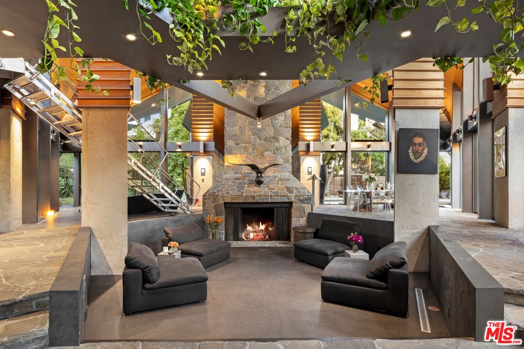 MLS #25614903 image #6